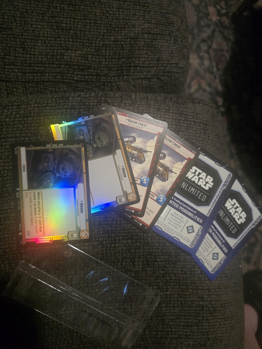 Star Wars Holographic and Promo Card Lot - Grogu & Razor Crest